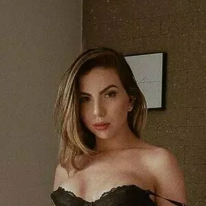 Victoria Araujo's profile image