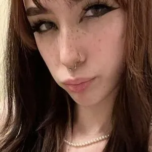 smallgirlsylvia profile Image