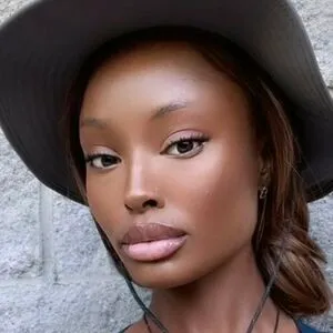 Haitian Babe's profile image