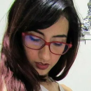 avliequeena's profile image