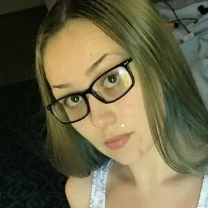 littlebittyprincess's profile image