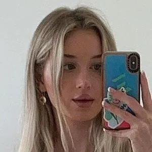 Lily Bowman's profile image