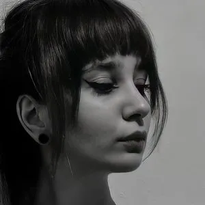 Laura Foxy's profile image