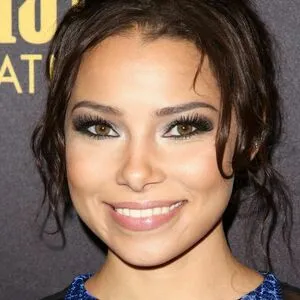 Jessica Parker Kennedy's profile image