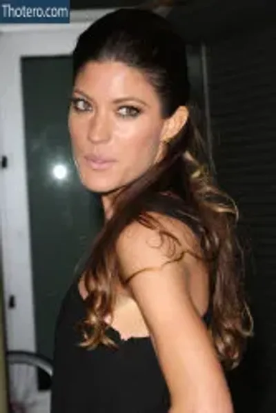 Jennifer Carpenter's profile image