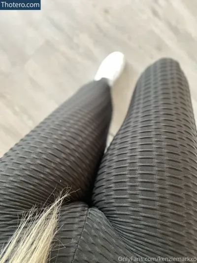 Kenziemarkxo - legs with a white toothbrush on a wooden floor