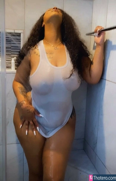 Nunu Nellz nude 4829154