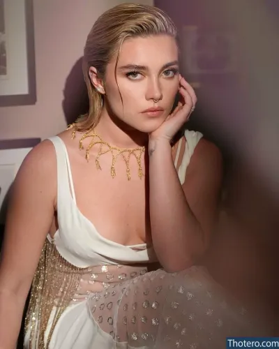 Florence Pugh nude 2390768