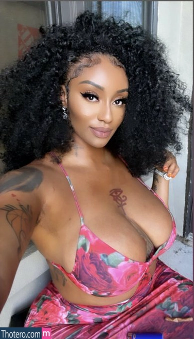 nigerianamazon nude 4562407